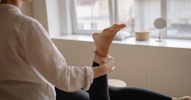 Flexion/Distraction Therapy